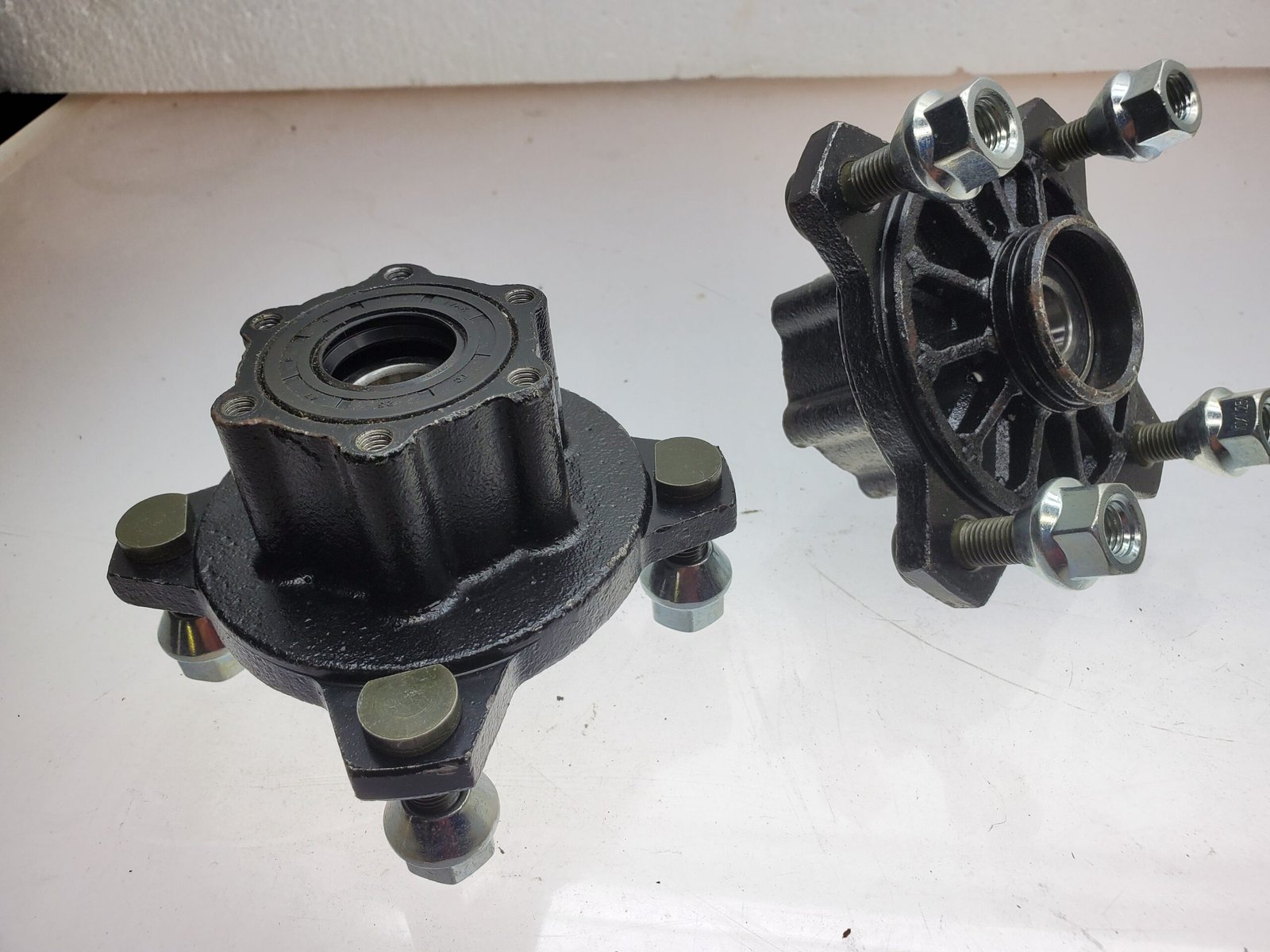 20201028_180450_01b093b3-09a6-4e54-8715-e80abed2f960.jpg 4x110mm Front Go-Kart Wheel Hub (Type D)