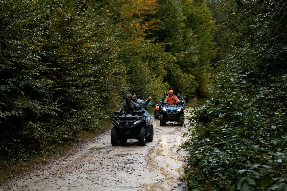 utv trail - DAX Performance
